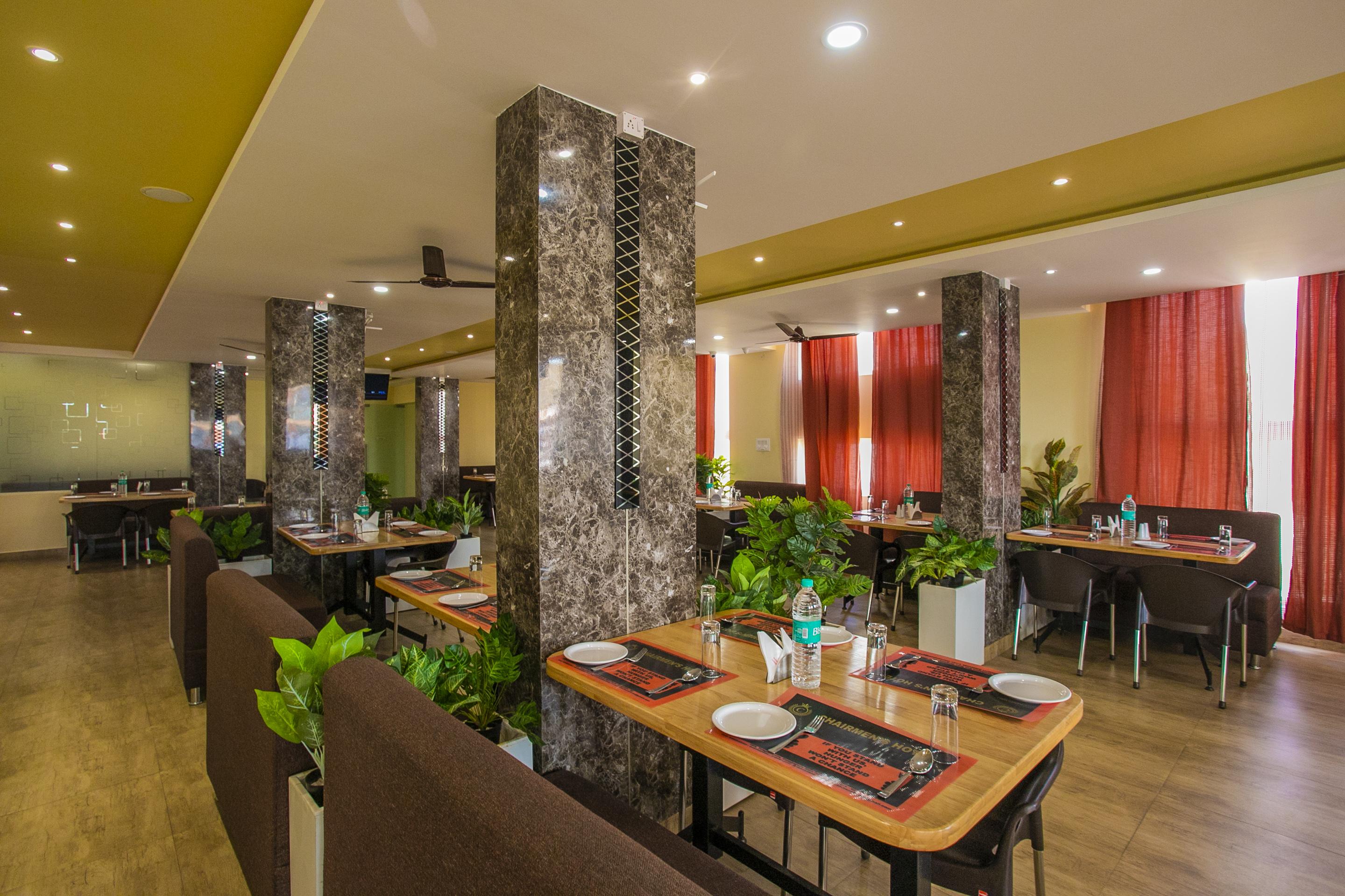 Oyo 22837 Chairmen'S Hotel Bangalore Ngoại thất bức ảnh